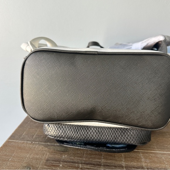 Loungefly How to Train Your Dragon Toothless & Light Fury Mini Backpack NWT - Picture 5 of 12